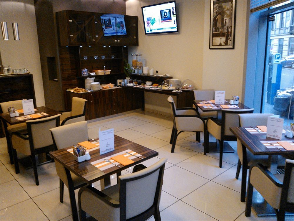 Aparthotel Zgoda By Desilva Warsaw